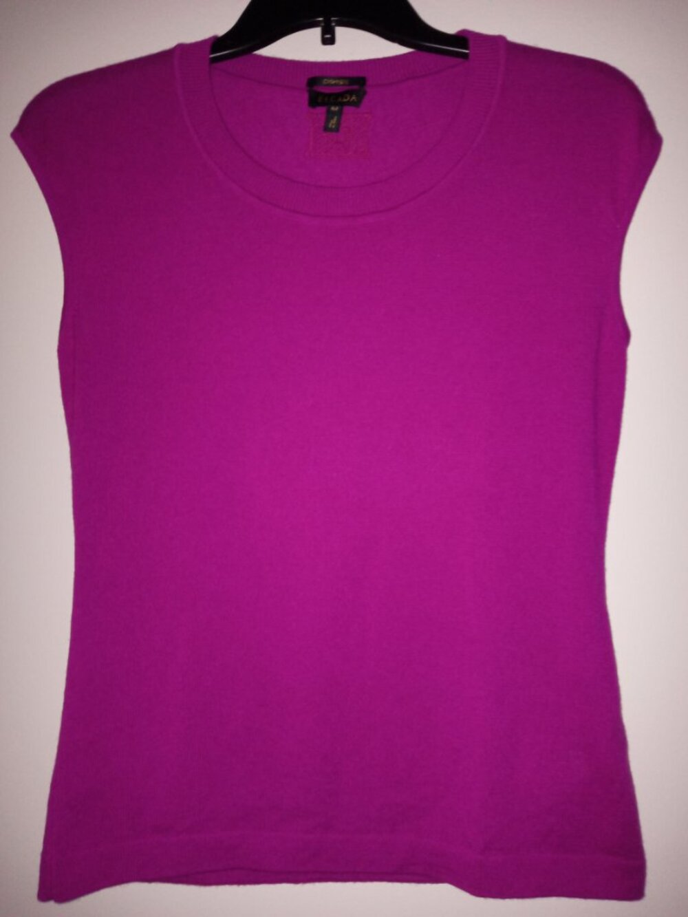 ESCADA cashmere Made in ITALY was ~ $600 sweater short sleeve color = tourmaline